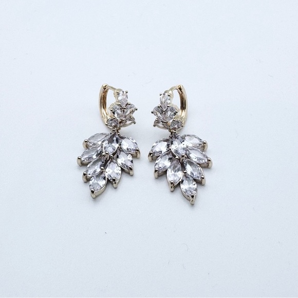 Drop Stone Earrings - Picture 1 of 2